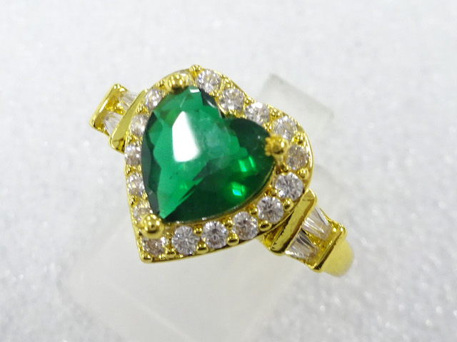 色石　指輪(18号)